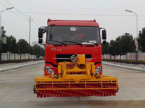 專用汽車安裝破冰機